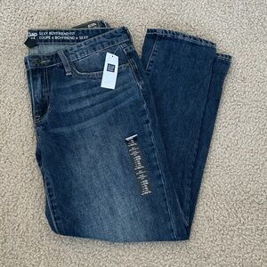 NWT Gap Sexy Boyfriend Fit Mid-Rise Dark Blue Denim Jeans - Size 6 or 28 Regular